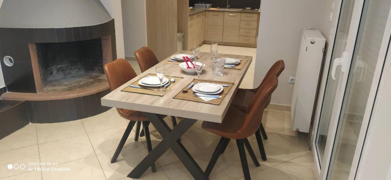 The Genius Apartment 3 Rooms, Α Floor 3 Υπνοδωμάτια, A Όροφος Athen Eksteriør bilde
